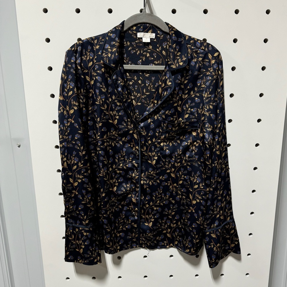 Finn & Grace Navy and Gold Floral Button-Up Shirt - Size M